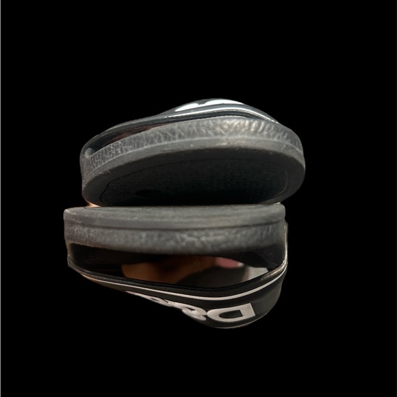 Dolce & Gabbana kids logo Slides sandal pool slides. - Picture 9 of 10